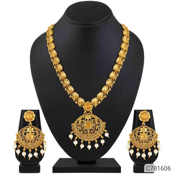 Asmitta Alluring Gold Plated Jewellery Set